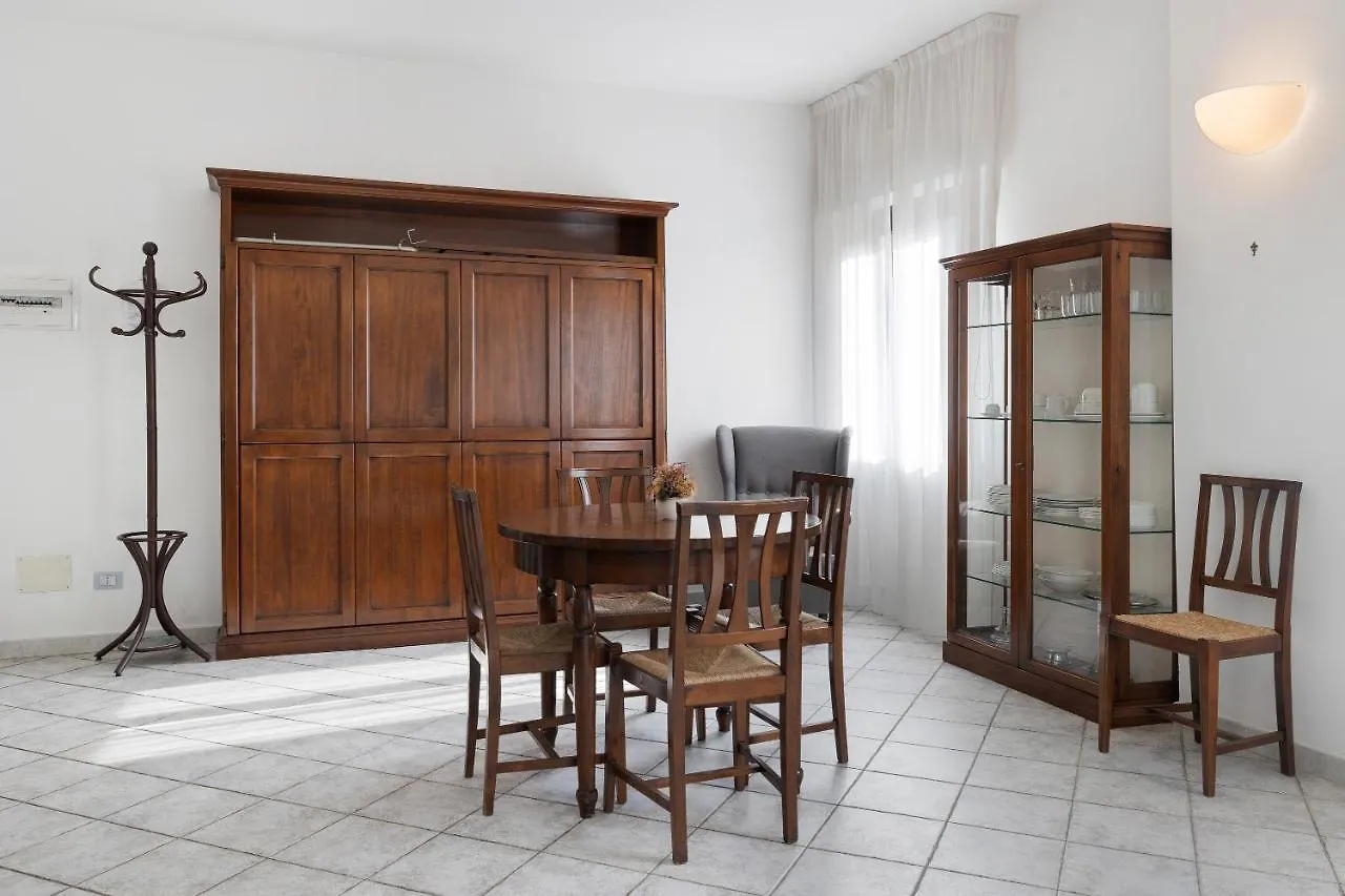 12 Mehari Apartment Varigotti 0*,